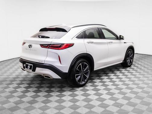 2024 INFINITI QX55 LUXE