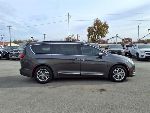 2019 Chrysler Pacifica Limited