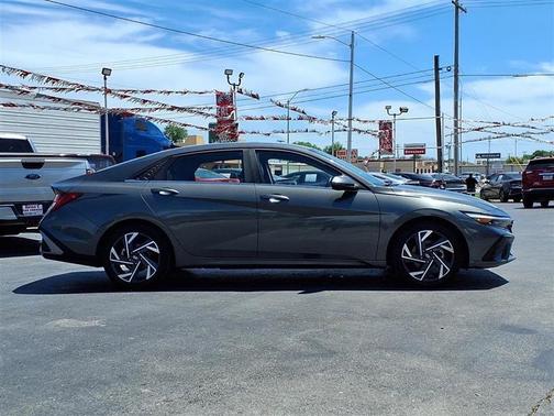 Gray 2024 Hyundai ELANTRA Limited