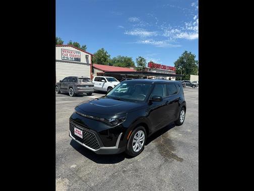 Black 2023 Kia Soul LX