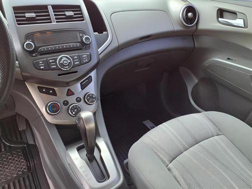 2015 Chevrolet Sonic LT