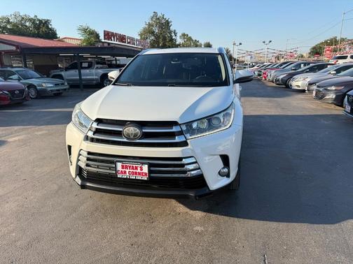 2017 Toyota Highlander Limited