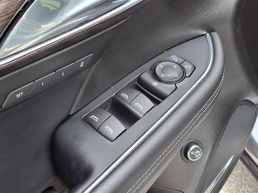 Gray 2022 Buick Envision Avenir