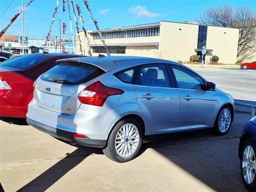 Silver 2012 Ford Focus SEL