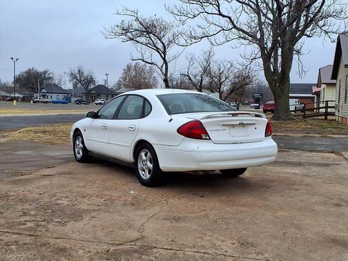 2002 Ford Taurus SES