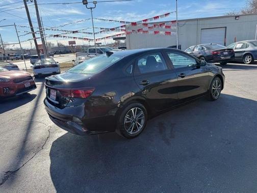 2024 Kia Forte LXS