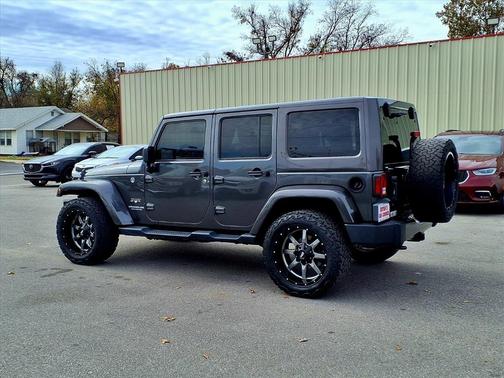 2017 Jeep Wrangler Unlimited Sahara
