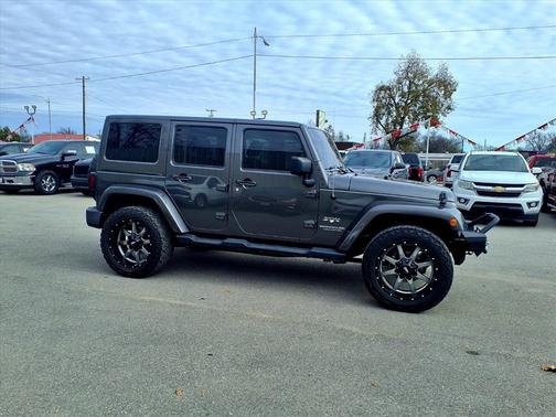 2017 Jeep Wrangler Unlimited Sahara