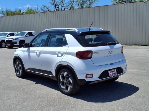2023 Hyundai VENUE Limited