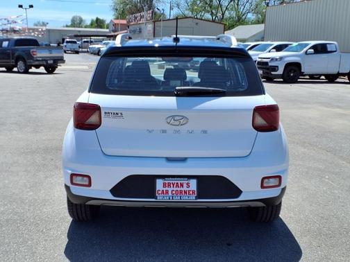 2023 Hyundai VENUE Limited