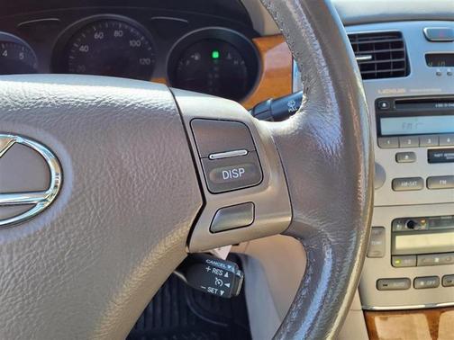 Green 2006 Lexus ES 330 Base (A5)