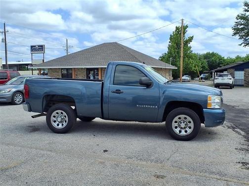 Gray 2008 Chevrolet Silverado 1500 Work Truck