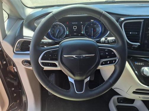 Black 2023 Chrysler Pacifica Touring-L