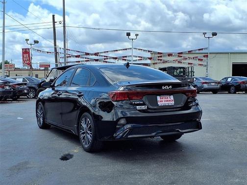 Black 2024 Kia Forte GT-Line