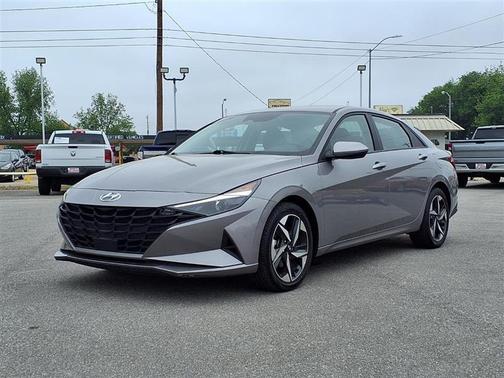 Silver 2023 Hyundai ELANTRA SEL