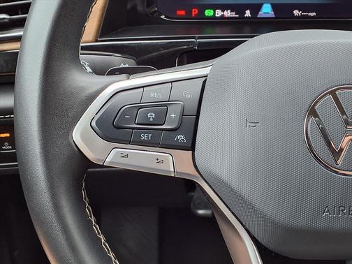 2024 Volkswagen Atlas 2.0T SE