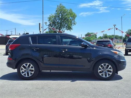 Gray 2016 Kia Sportage LX