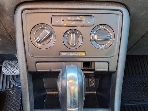 2014 Volkswagen Beetle 1.8T