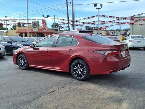2021 Toyota Camry 