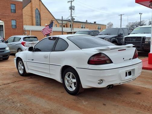 2001 Pontiac Grand Am GT1