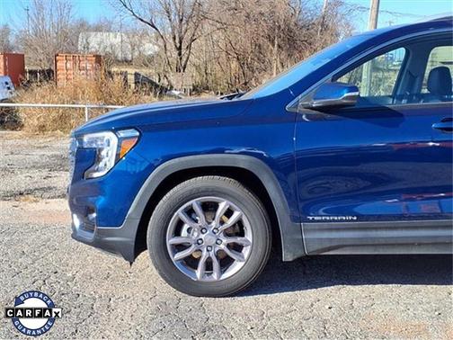 2023 GMC Terrain SLT