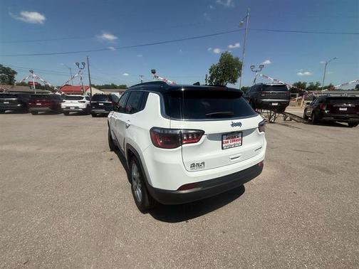 White 2025 Jeep Compass Limited