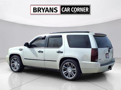 2008 Cadillac Escalade Base