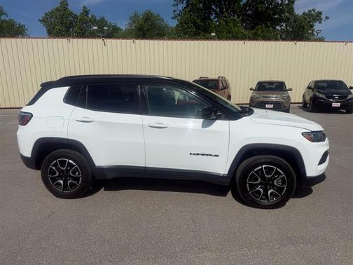 White 2025 Jeep Compass Trailhawk