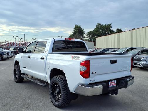2018 Toyota Tundra 