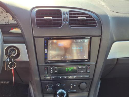 2002 Ford Thunderbird Premium
