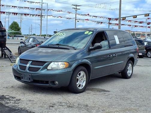 Green 2003 Dodge Grand Caravan Sport