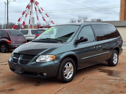 Green 2003 Dodge Grand Caravan Sport