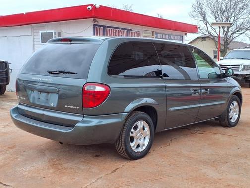 Green 2003 Dodge Grand Caravan Sport