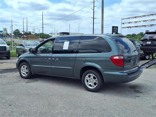Green 2003 Dodge Grand Caravan Sport