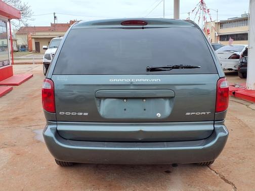 Green 2003 Dodge Grand Caravan Sport