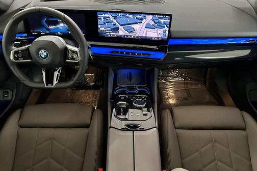 2025 BMW i5 eDrive40
