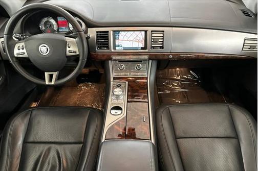 2011 Jaguar XF Premium
