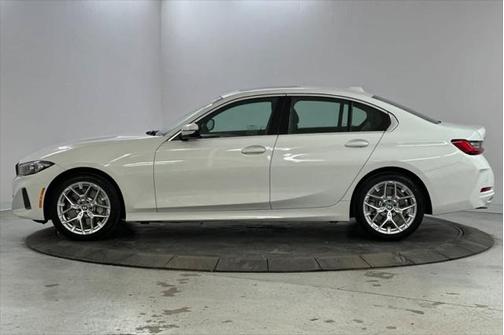 2025 BMW 330 i xDrive