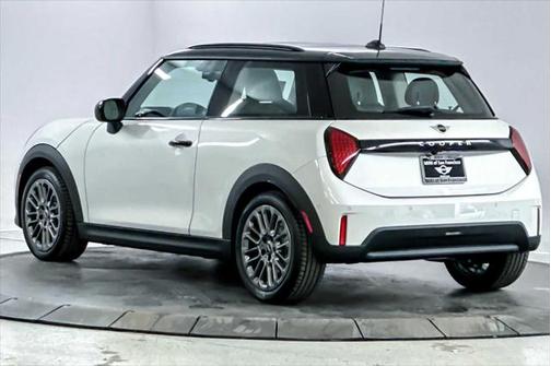 2025 MINI Hardtop Cooper
