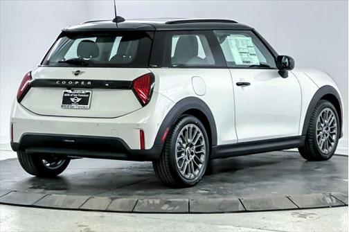 2025 MINI Hardtop Cooper