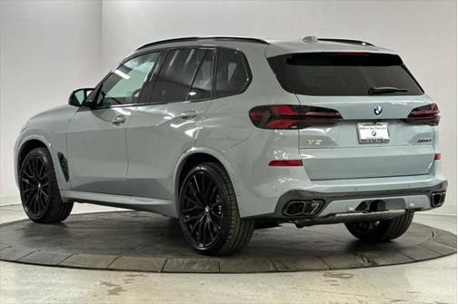2026 BMW X5 M60i