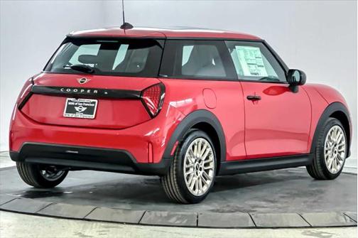 2025 MINI Hardtop Cooper