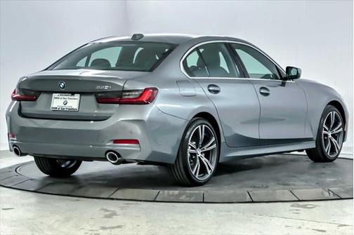 2024 BMW 330 i