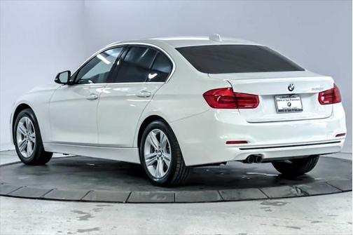 2018 BMW 330 330i