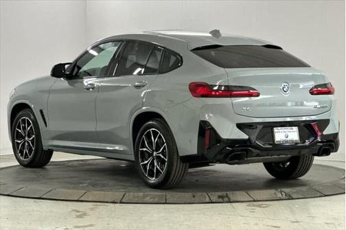 2024 BMW X4 M40i