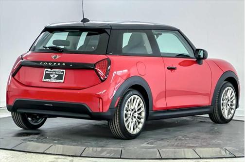2025 MINI Hardtop Cooper