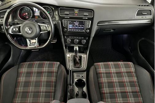 2017 Volkswagen Golf GTI 2.0T S 4-Door