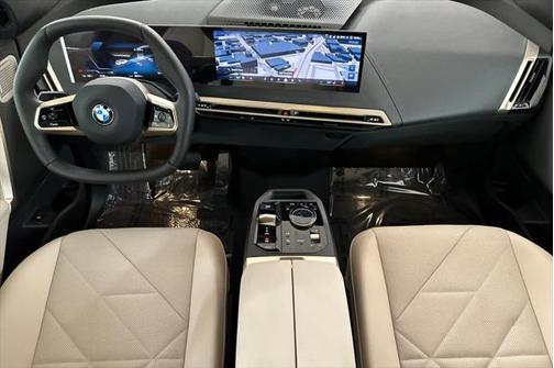 2026 BMW iX xDrive60
