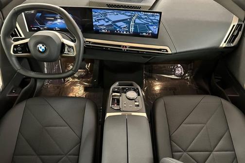 2026 BMW iX xDrive45