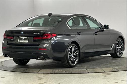 2022 BMW 530e Base